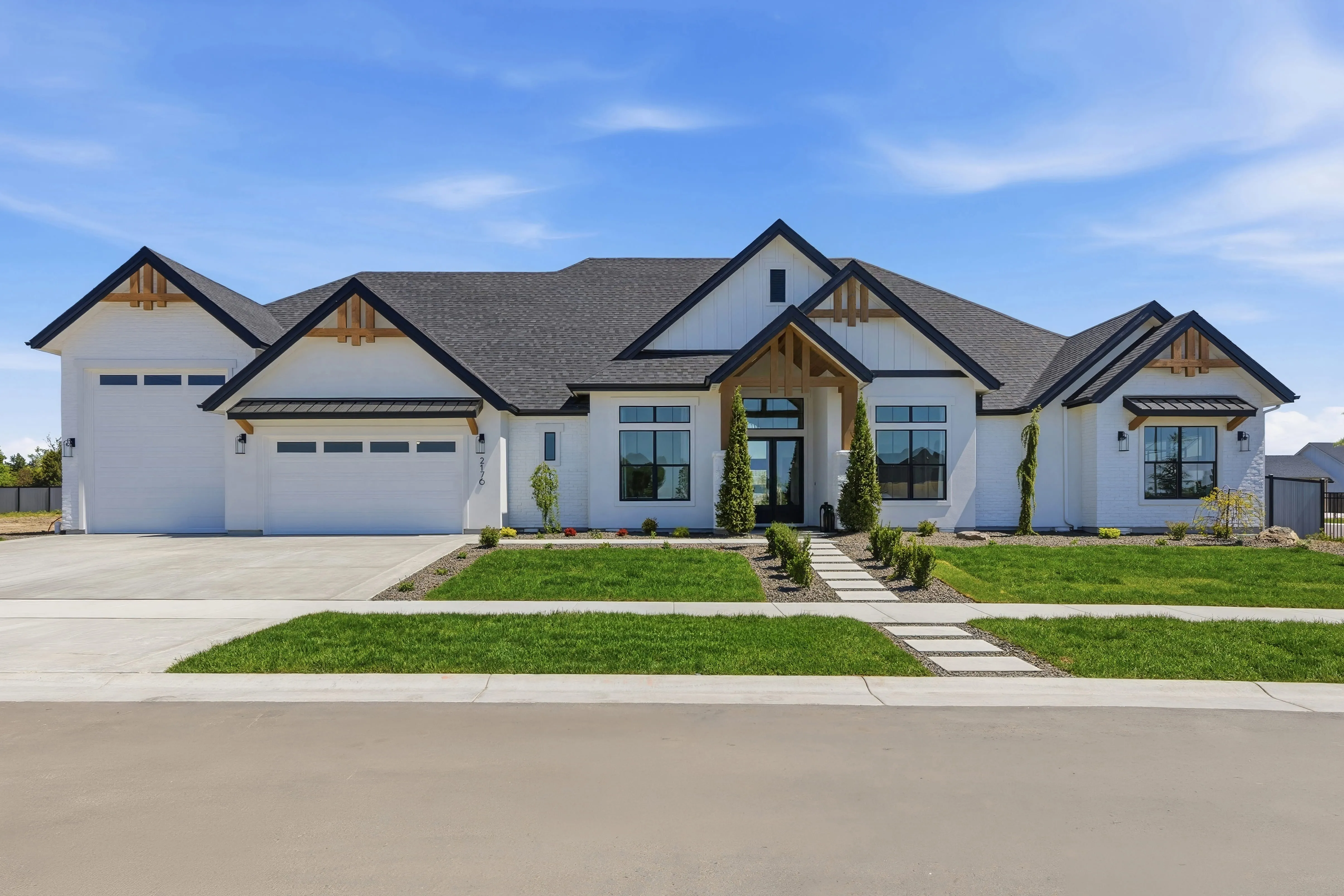 <p><strong><span>The Smart Choice? A WPG Home in Academically Advantageous Eagle</span></strong></p>